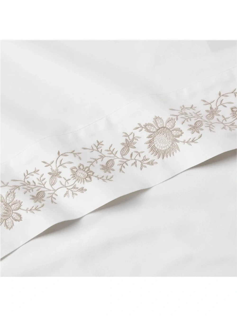 Ralph Lauren Eloise Embroidery Organic Cotton Duvet in Platinum Full/Queen $650